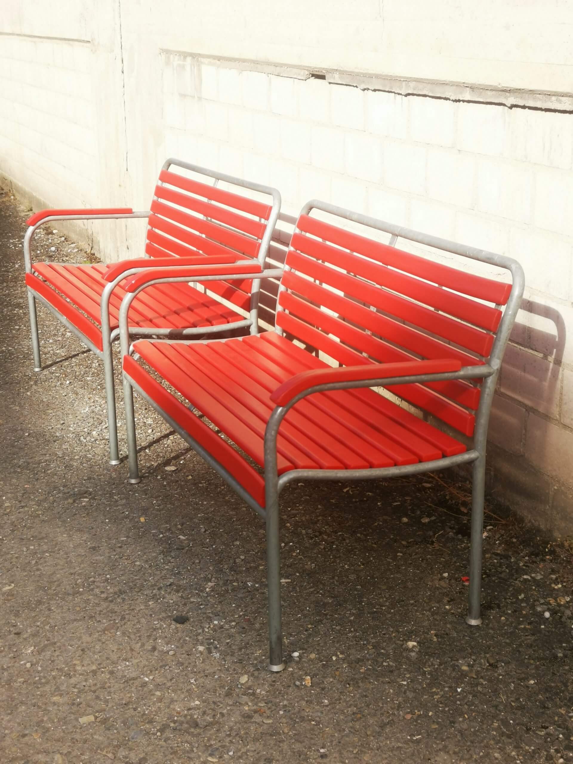 Restored red Bigla garden bench - Image 8 | bevintage.ch